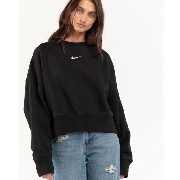 Nike Tops - Nike Phoenix Fleece Oversized Crew Crop Sweatshirt Black